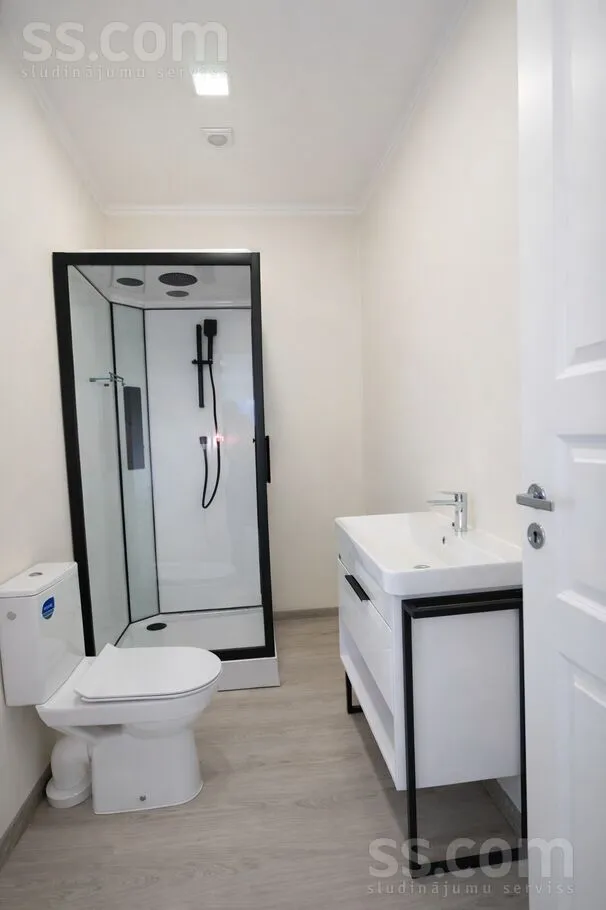 Salles de bain - Maison 4 pièces à Rīgas rajons