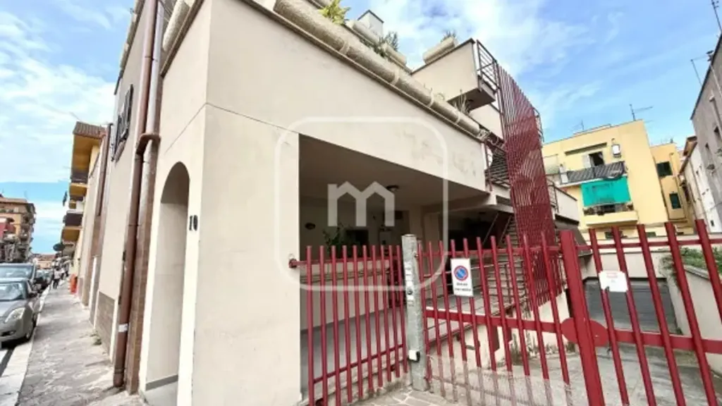 Extérieur - Rustic-Style Flat with Balcony in Guidonia