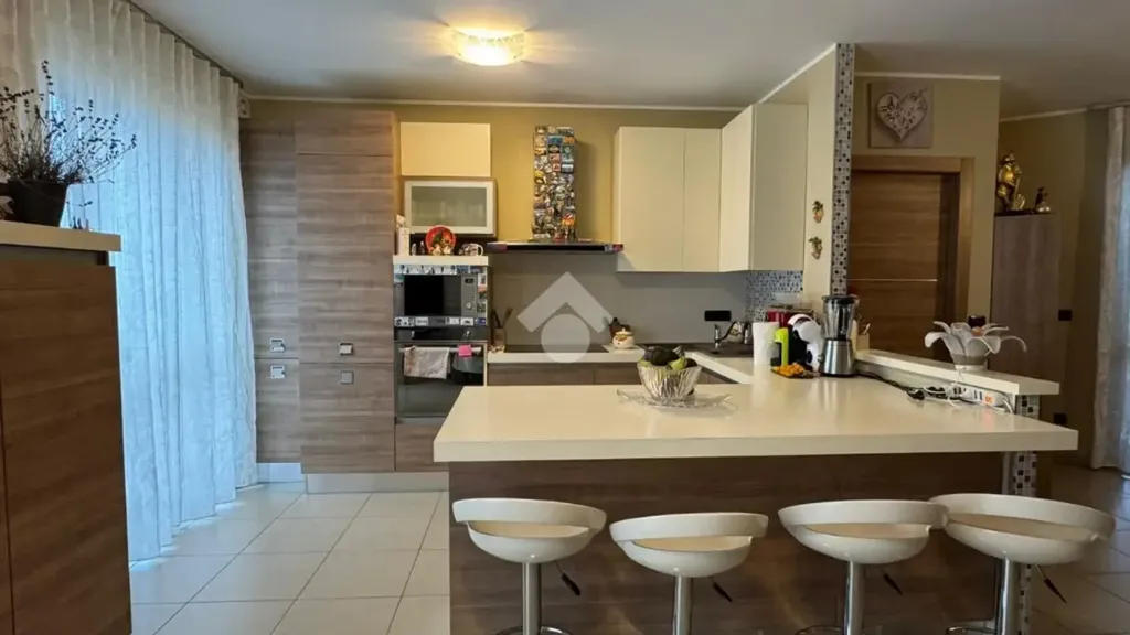 Köök - 5-Bedroom Apartment with Terrace in Rivalta di Torino