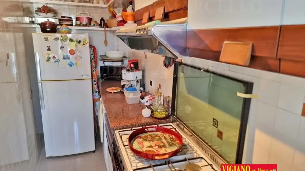 Cuisine - Apartment with Triple Exposure in Foggia