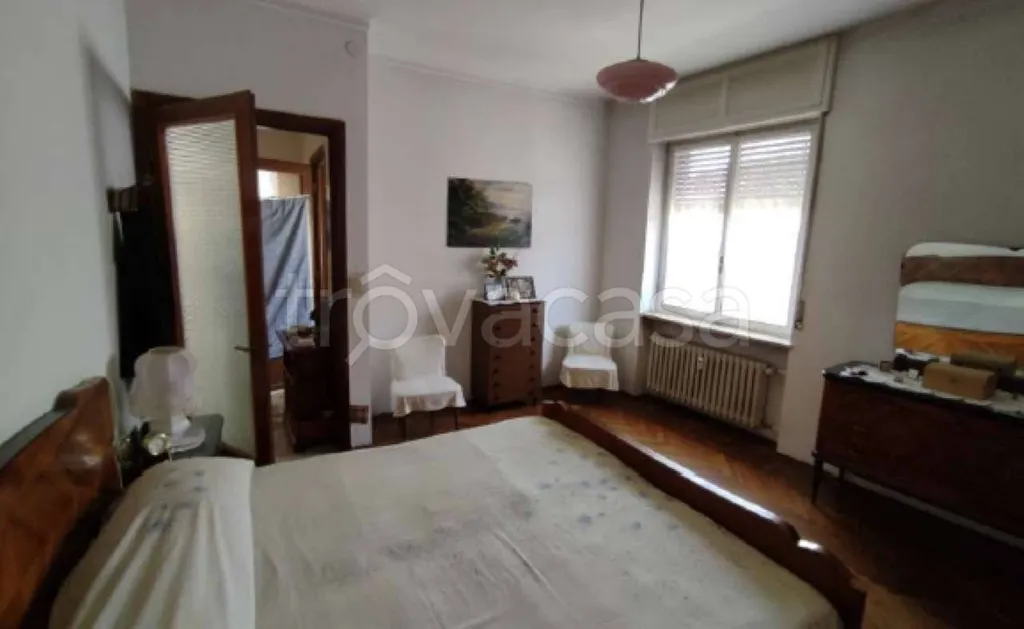 Bedrooms - Central Trilocale with Balcony in Peveragno