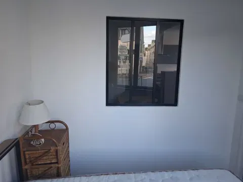 Chambres - Studio Meublé dans le Quartier St Martin d'Etampes