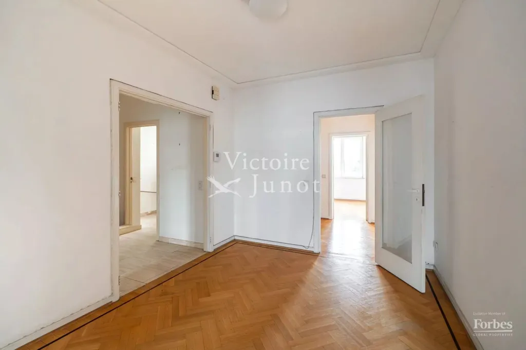Pièces - Appartement à Rénover avec Terrasse à Montgomery