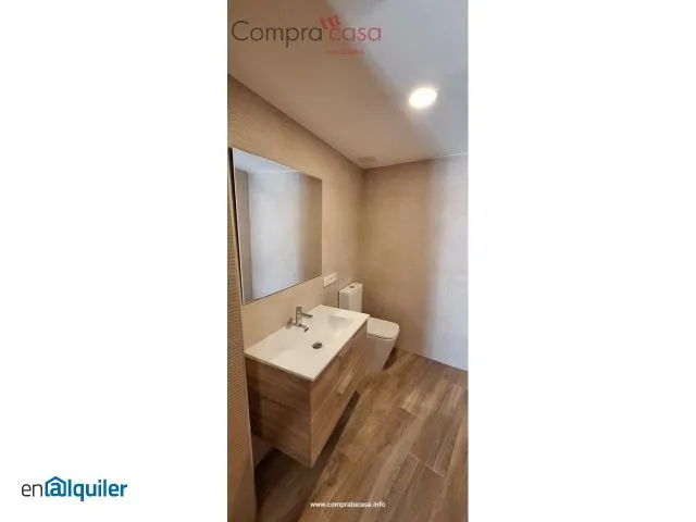 Salles de bain - Apartment with Terrace on Vía Roma