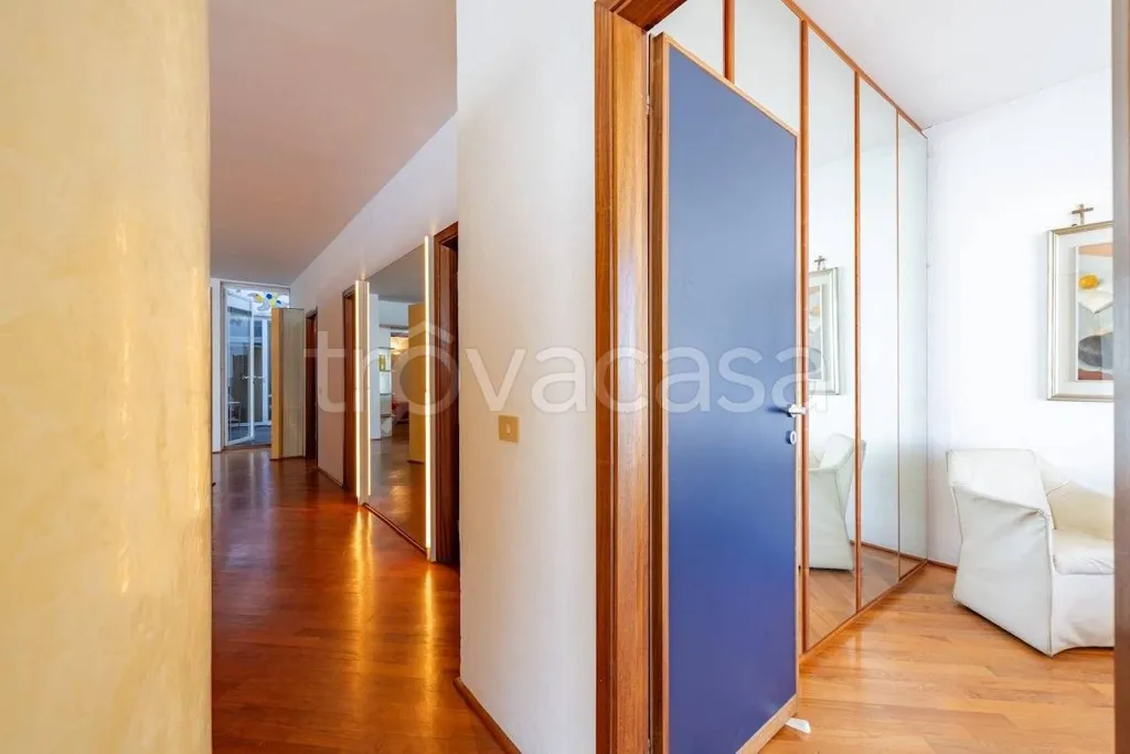 Ingresso - Luxury Flat with Seafront Balcony in Bordighera