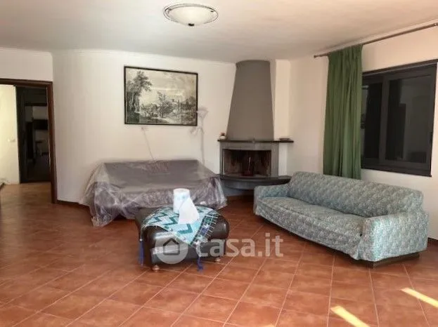 Elutuba - Rustic Villa with Garden in Saponara