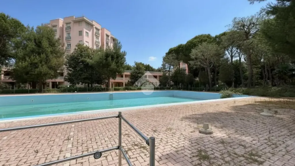 Piscina - 3-Bedroom Apartment with Pool in Marcelli