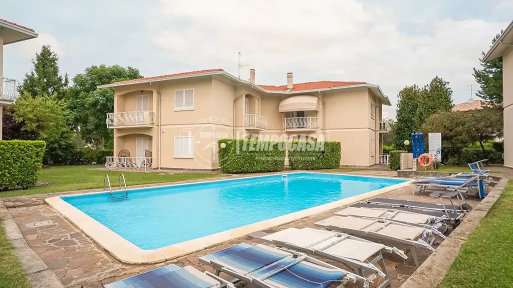 Piscine - Renovated Apartment with Pool in Sirmione