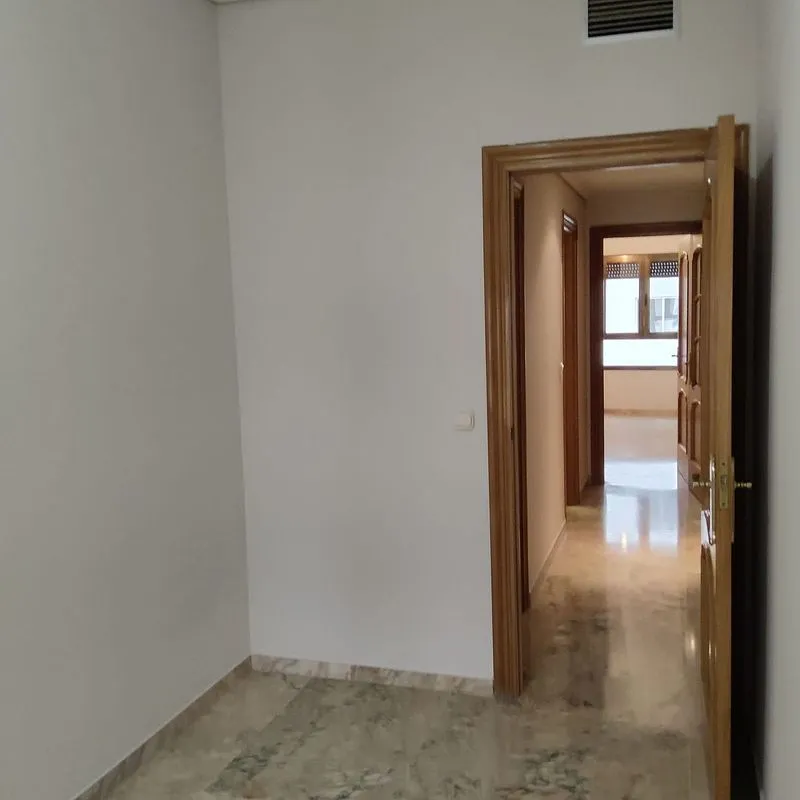 Ingresso - Central District Apartment with Air Conditioning
