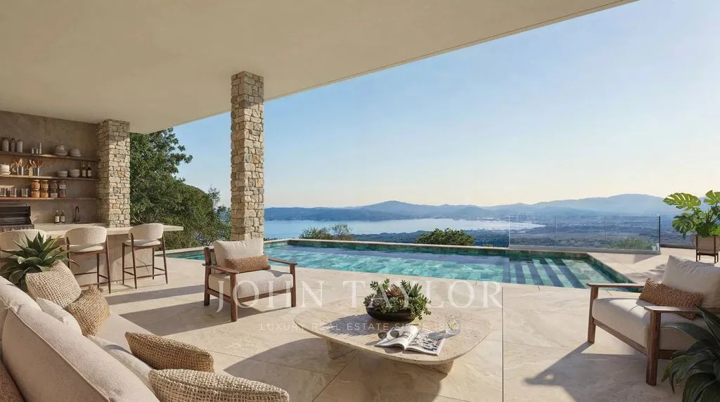 Terrace - Luxury Villa with Sea View in Grimaud