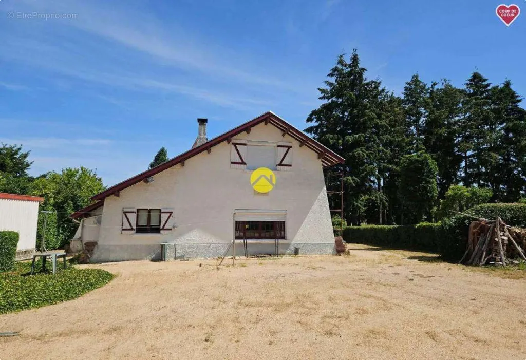 Esterno - Villa with Pool in Néris-les-Bains