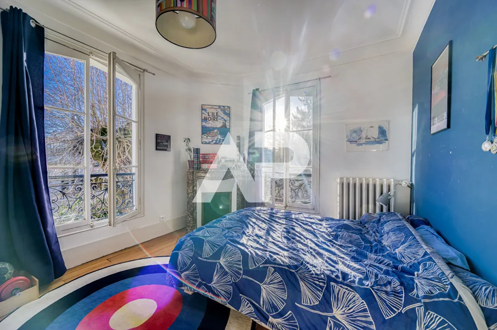 Magamistoad - Charming Demeure with Garden in Sevres Rive Droite