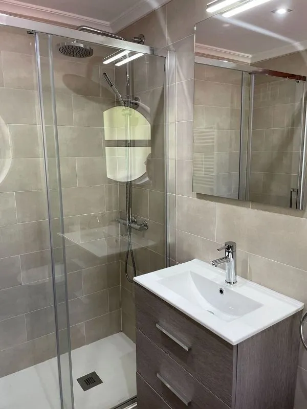 Salles de bain - Furnished Flat with Balcony in San Bernardo