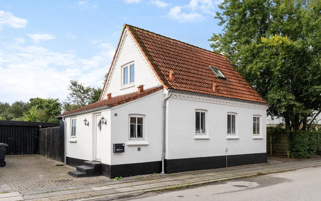 Extérieur - 1923 Brick Villa with Garden in Holstebro