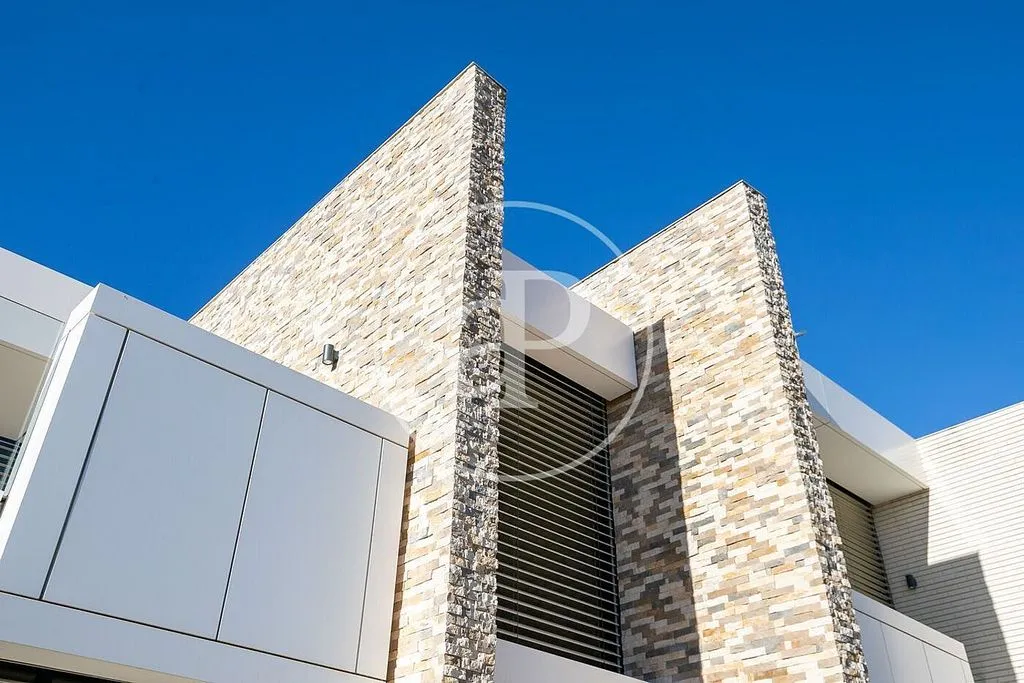 Extérieur - Contemporary Villa with Pool in Begues