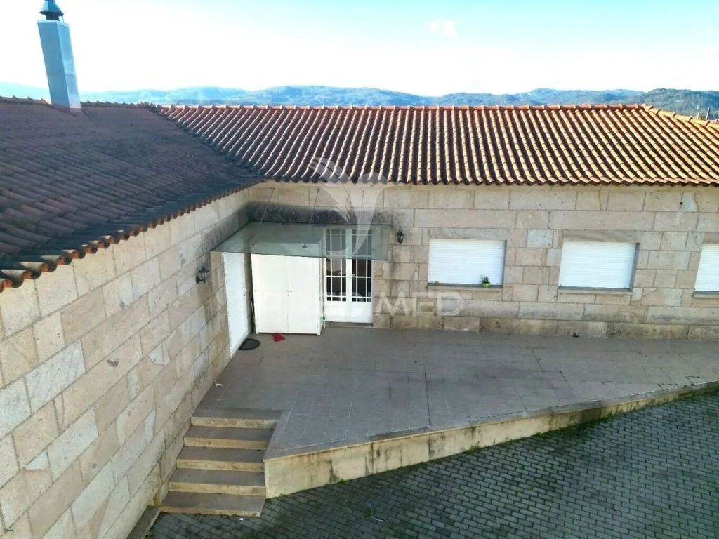 Õhuvaade - Luxury House with 11 Hectares in Guimarães