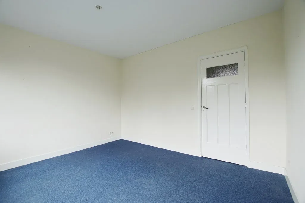 Stanze - Three-Bedroom Apartment with Garden in Rotterdam
