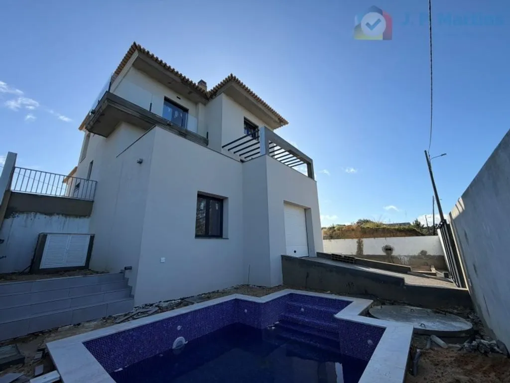 Piscine - Luxury Detached House with Pool in Seixal
