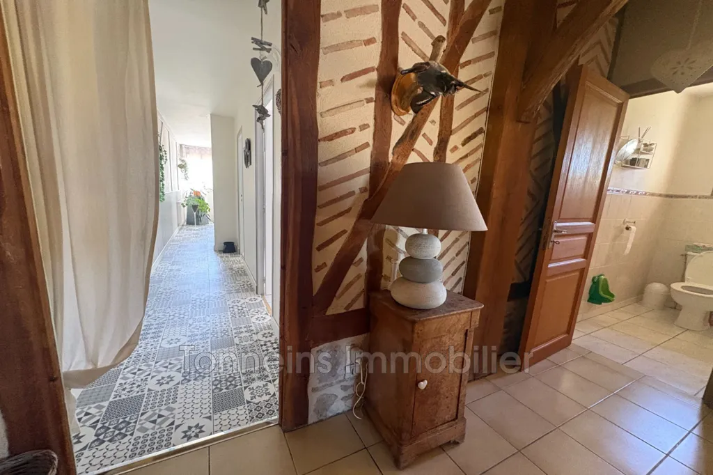 Entrée - Maison en Pierre avec Piscine à Tonneins