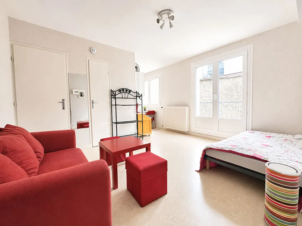 Chambres - Studio Jardin Darcy à Dijon, Proximité Tram