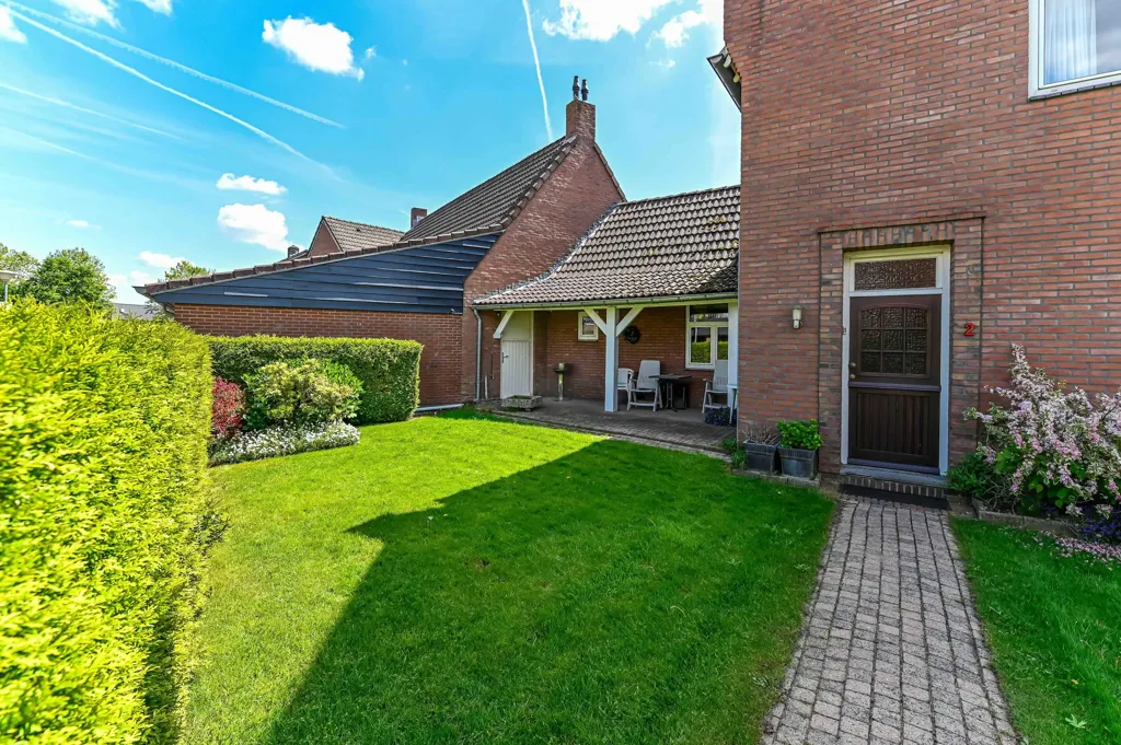 Jardin - Free-Standing Business House with Workshop in Venlo
