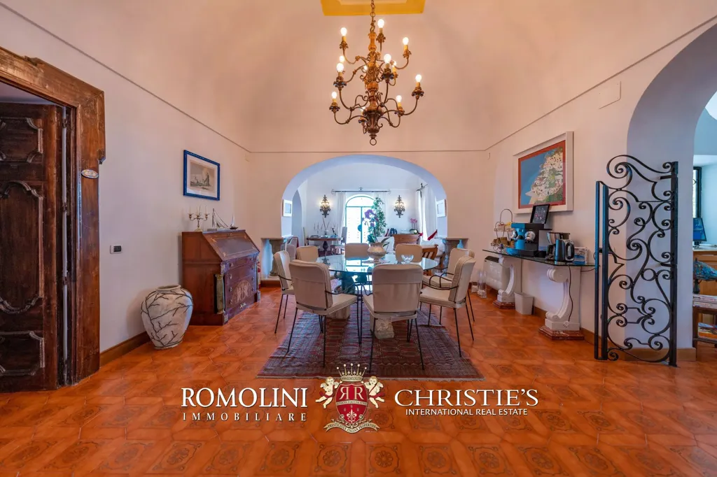 dining_room