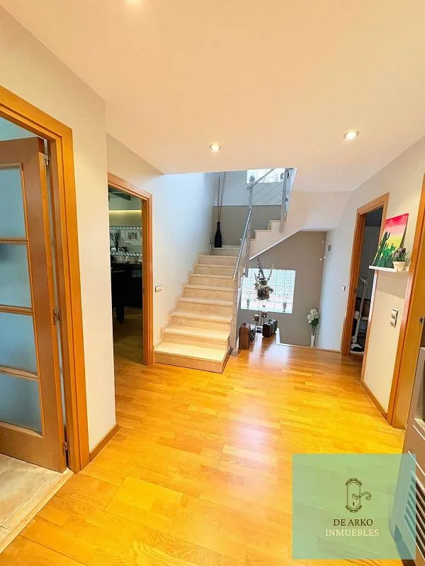 hallway_entrance