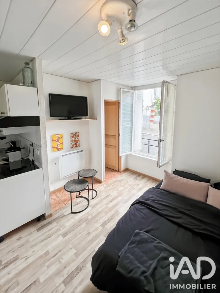Camere da letto - Studio with Optimised Layout in Dunois, Orléans