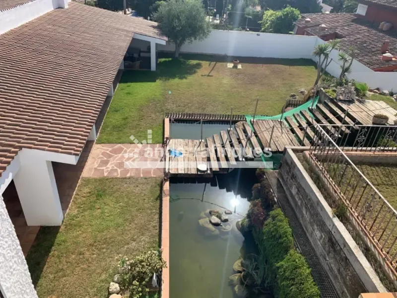 Piscine - Luxury Chalet with Pool in Urbanisation Berà
