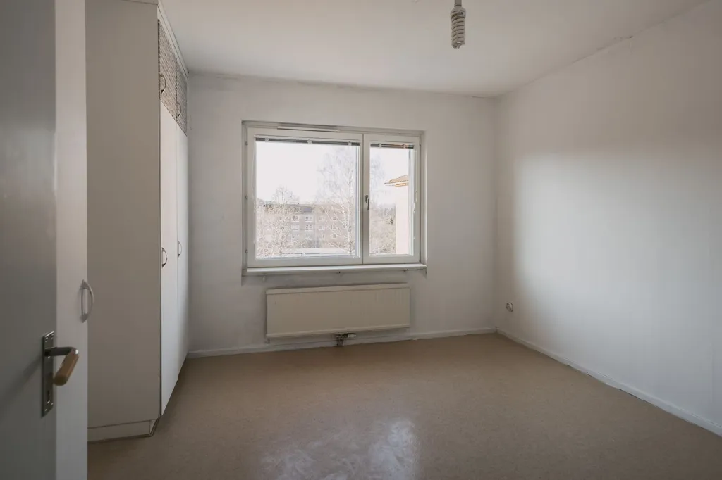 Pièces - Apartment with Balcony in Mariestad