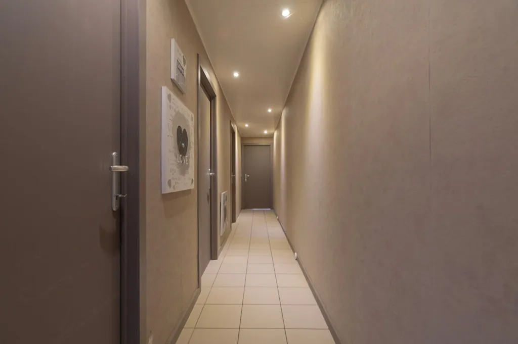 Ingresso - Flat with Balcony and Office in Clearing View