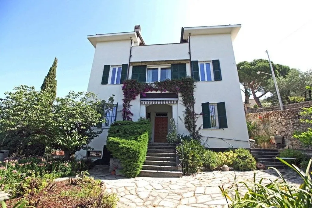 Extérieur - Luxury Villa with Panoramic Terrace in Chiavari