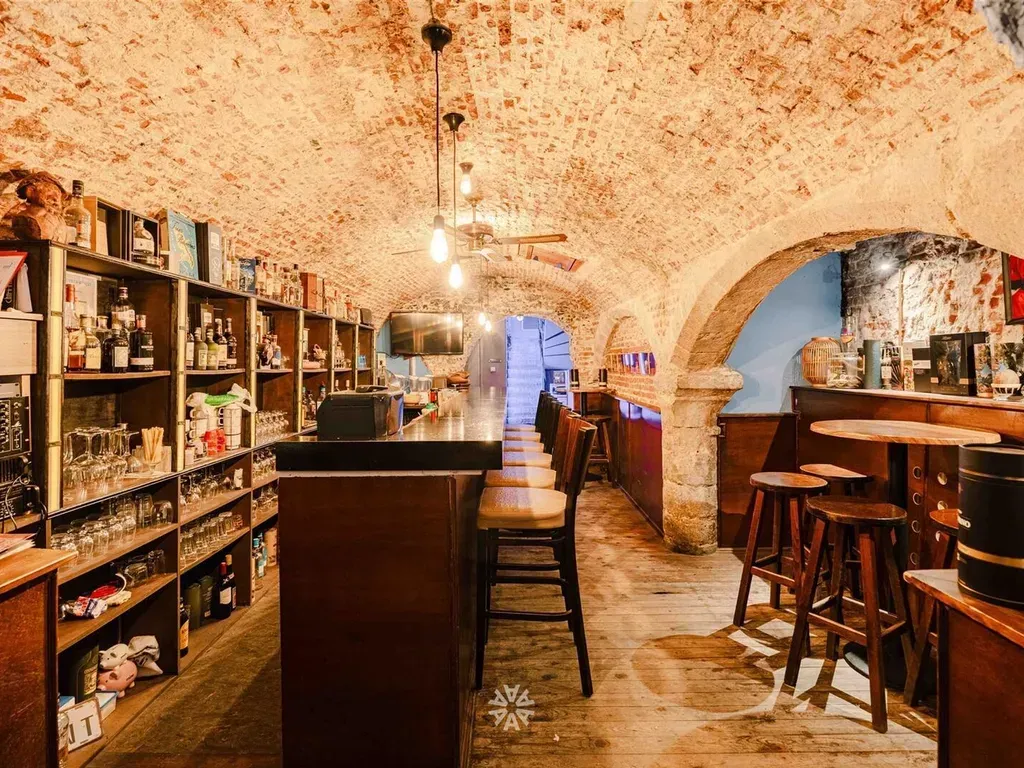 Pièces - Cocktailbar historique dans le centre de Gand