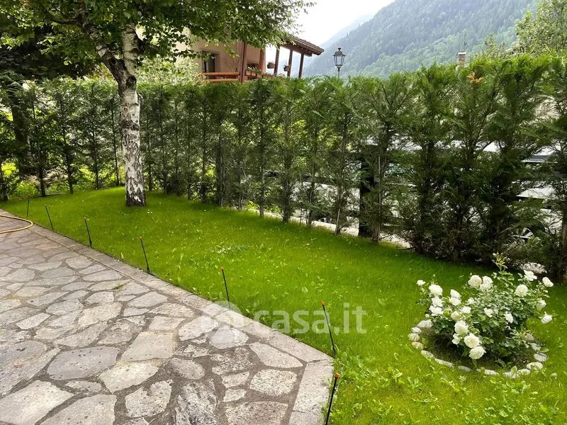 Aed - Rustic Trilocale with Garden in La Salle