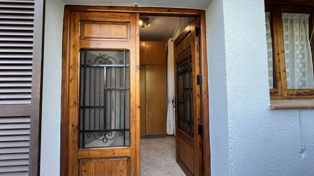 Esik - Luxury House with Warehouse in Pedreguer