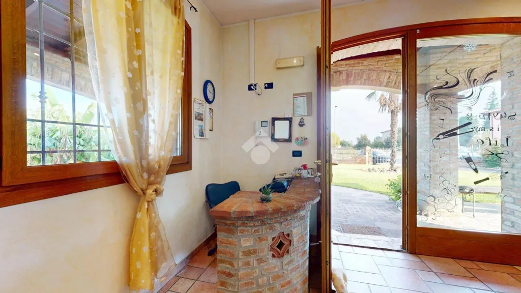 Villa with Private Garden in Cento