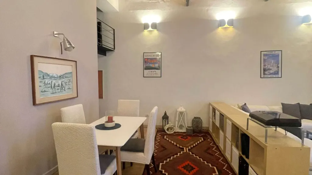 Salle à manger - Charming Apartment with Balcony in Asti
