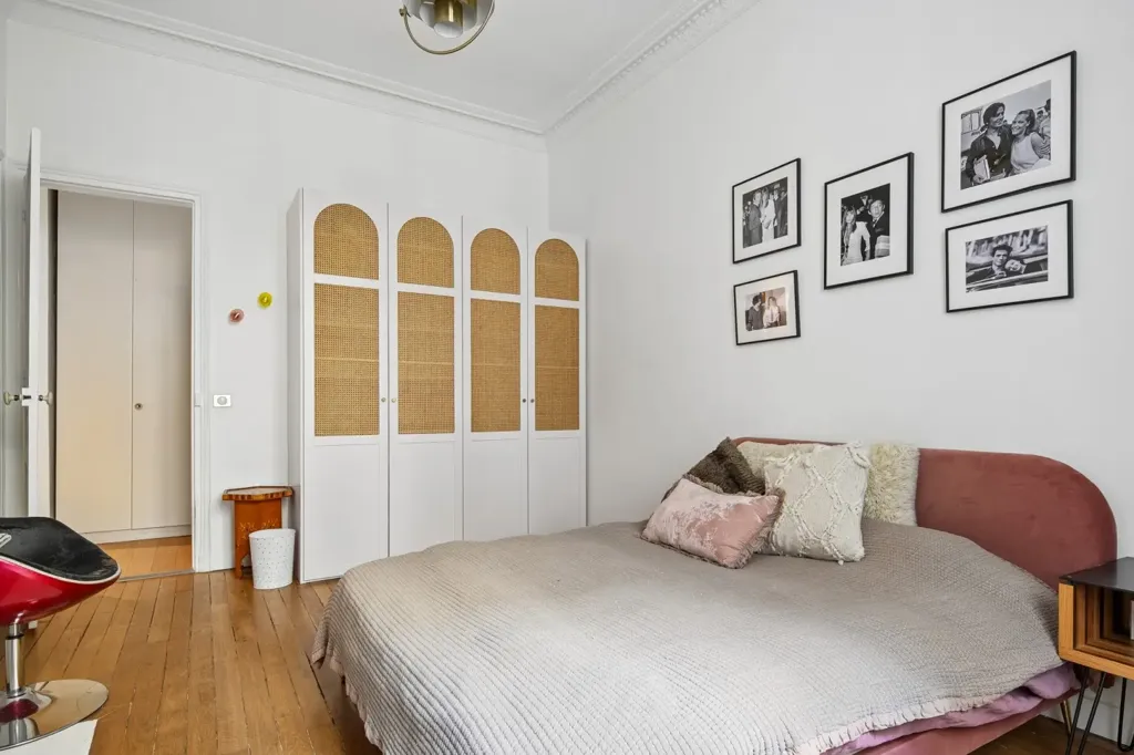 Magamistoad - Haussmannian Flat with Eiffel Tower View in Champs-de-Mars