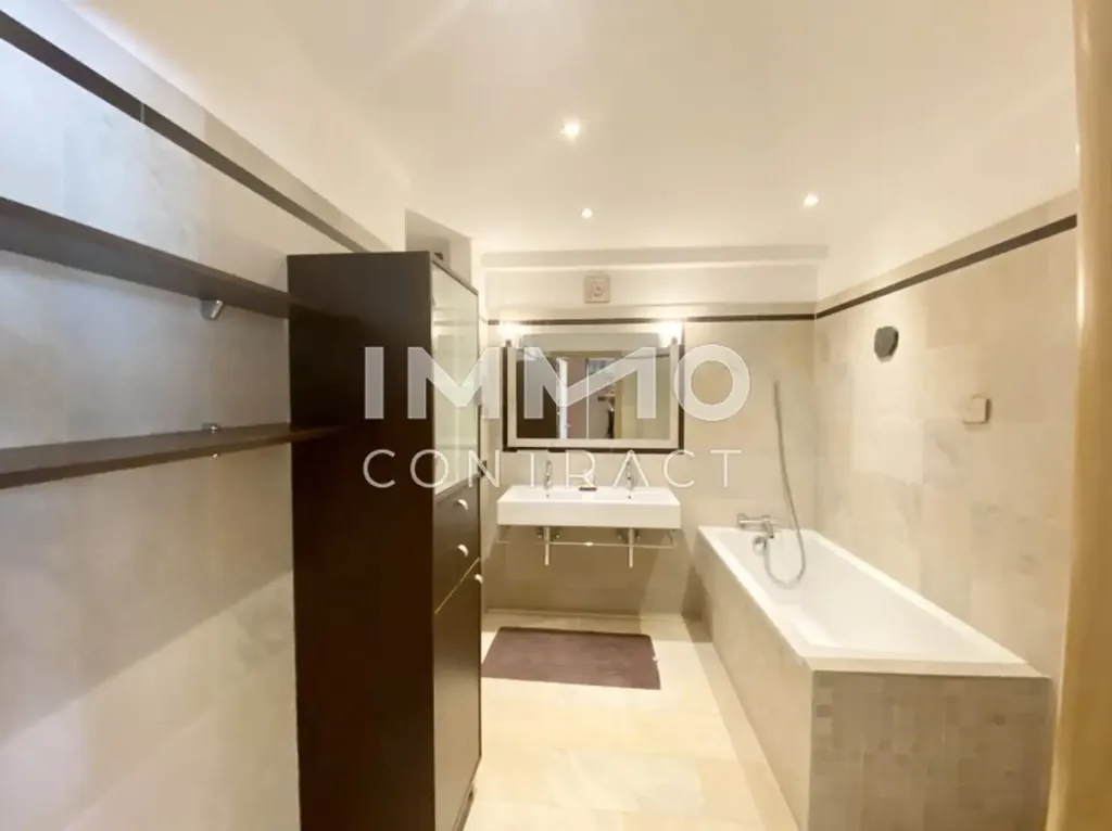 Vannitoad - Terraced Apartment with Balcony in Vienna