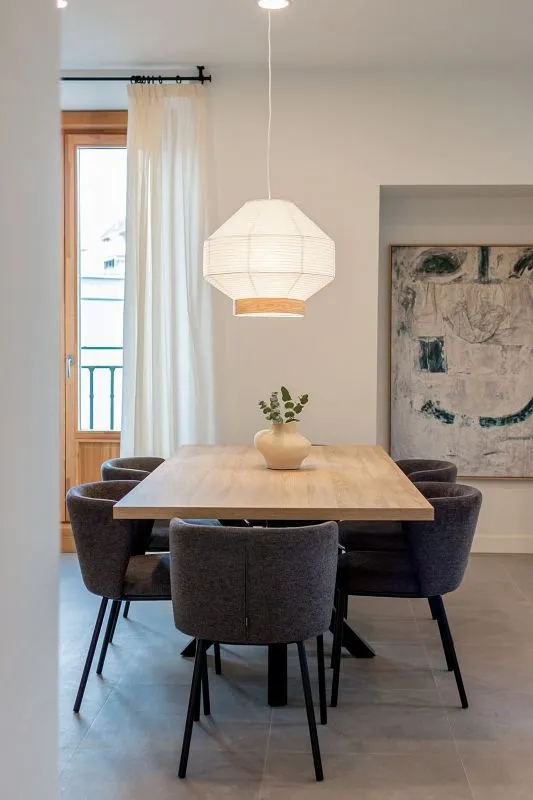 Salle à manger - Furnished Flat with Balcony in Madrid