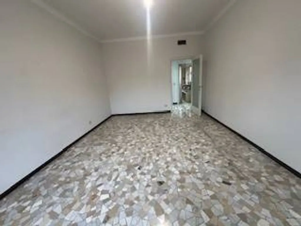 Rooms - Luxury Flat to be Restructured in Milan