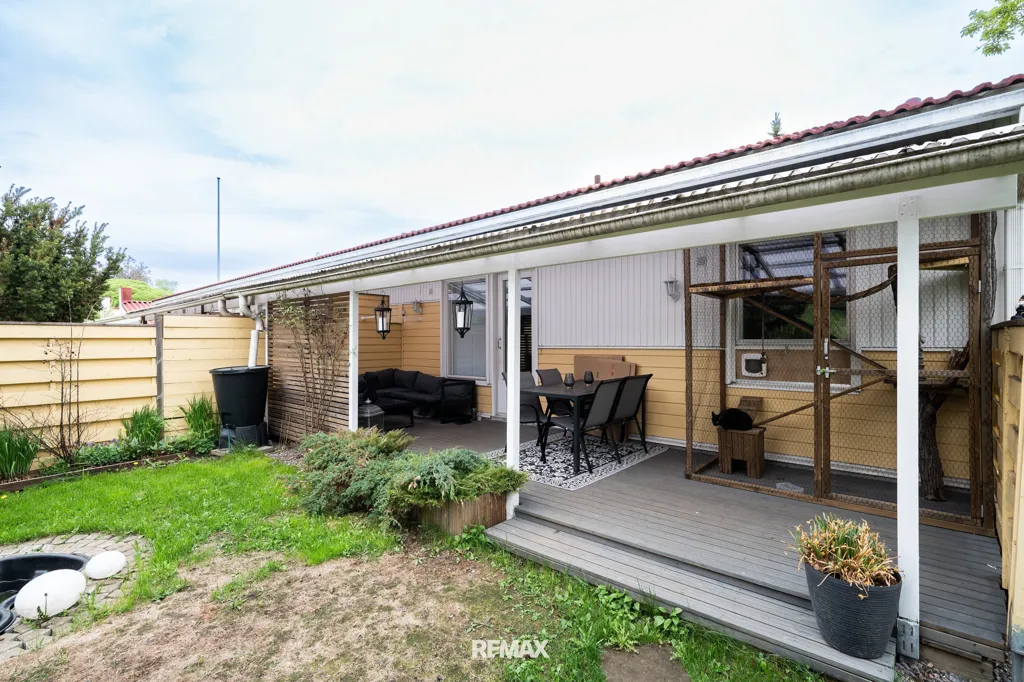 Jardin - End-Unit Apartment with Sea View in Tuusula