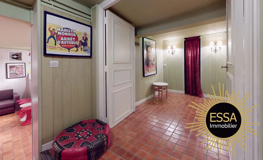 Hallway - Charming House with Balcony in Viroflay