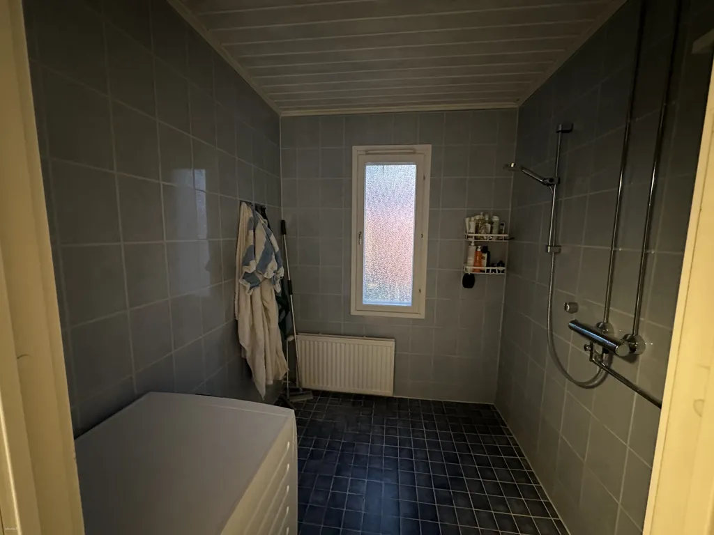Vannitoad - Spacious Apartment with Balcony in Suvela, Espoo