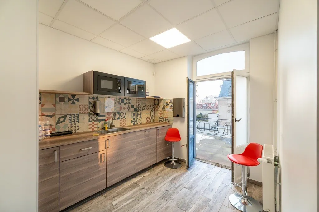 Köök - Office Townhouse with Sauna in Central Location