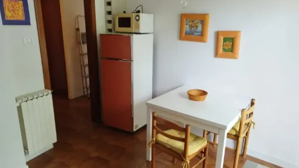 Söögituba - Twin-Storey Apartment with Balcony in Trieste