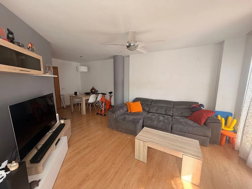 Séjour - Apartment with Balcony in Llombai Area