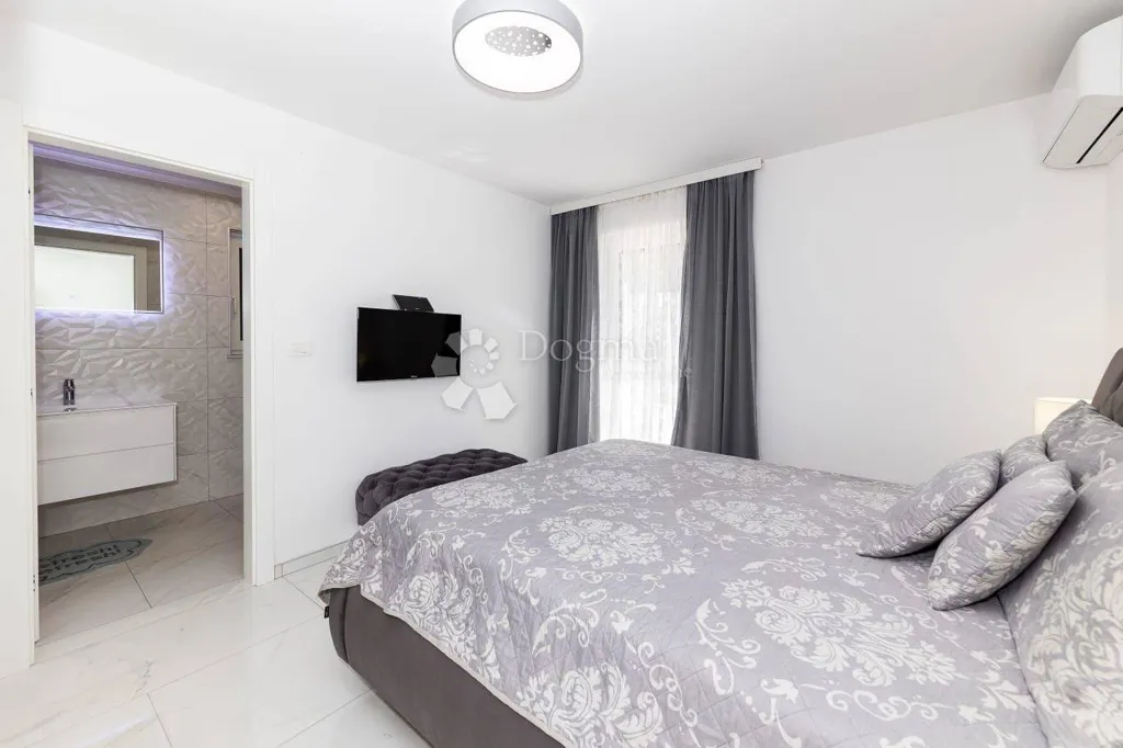 Bedrooms - Designer Apartment with Sea View in Crikvenica