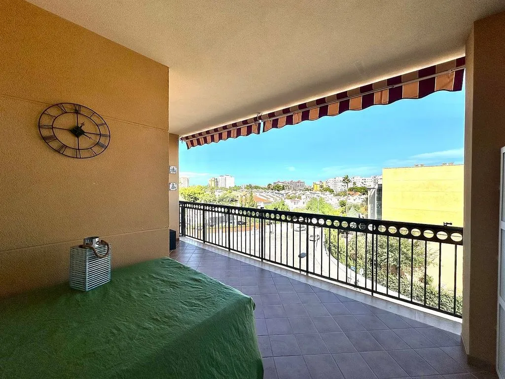 Balcon - Apartment with Pool and Terrace in Guillem de Castro