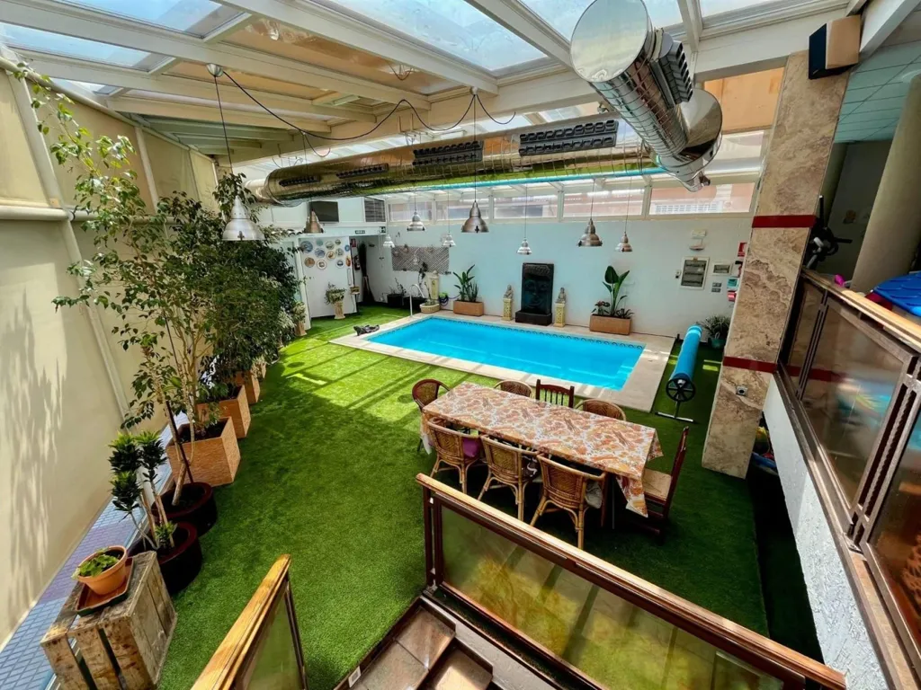 Bassein - Chalet with Pool in Sax